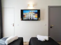 Villino Milano Hotels near رومولو