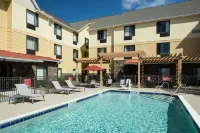 TownePlace Suites by Marriott Panama City - Swimmingpools