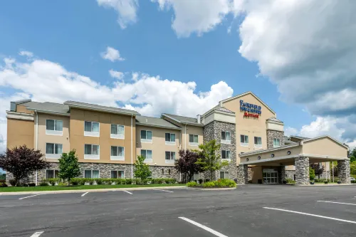 Fairfield Inn & Suites Slippery Rock - Wifi