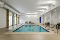 DoubleTree by Hilton Hotel Pittsburgh Airport - Pools