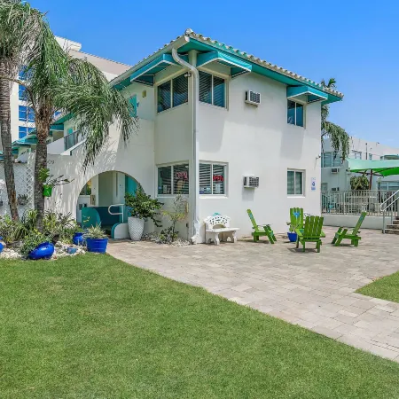 Hollywood Beachside Boutique Suite
