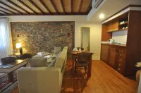 El Vino Hotel & Suites - 4-Star
