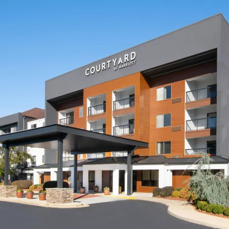 Courtyard Burlington