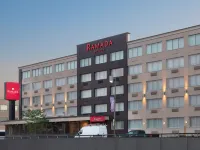 Ramada Plaza by Wyndham Montreal Hotels near Quebecor
