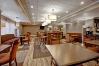 Hampton Inn Ft. Wayne-Southwest - parking
