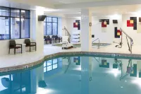 Embassy Suites by Hilton Anchorage - piscina