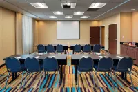 Fairfield Inn & Suites Dublin - Pools