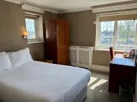 The Park Hotel - Wifi