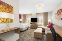 Staybridge Suites HILLSBORO - ORENCO STATION by IHG - Parkplatz