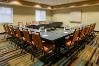 Fairfield Inn & Suites Kansas City Airport - Airport Shuttle