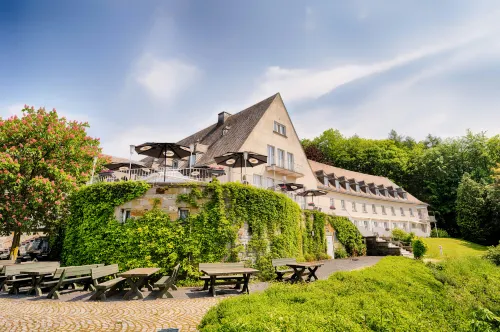 Welcome Hotel Meschede Hennesee - parking