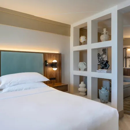 Hilton Winnipeg Airport Suites