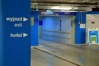 Hampton by Hilton Gdansk Old Town - parking