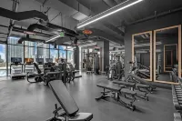 E11EVEN Studio · Bay Views + Rooftop Day Club Pool - Kitchens