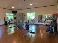 住在 CR 夢境公寓式客房飯店 - 健身房
