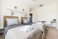Skyhotel Prague - 3-Star