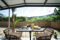 Royal Suites Port Barton - parking