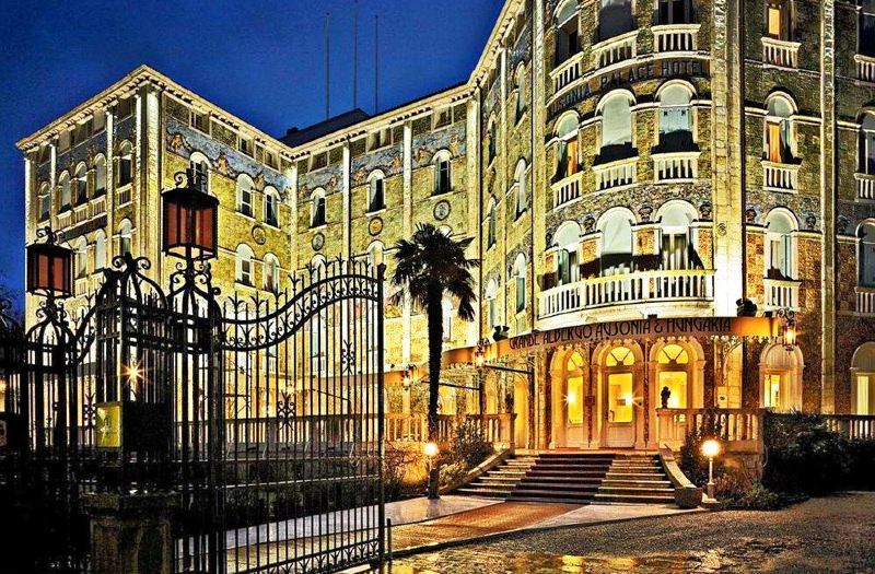 Ausonia Hungaria-Venice-Lido Updated 2023 Room Price-Reviews & Deals |  Trip.com