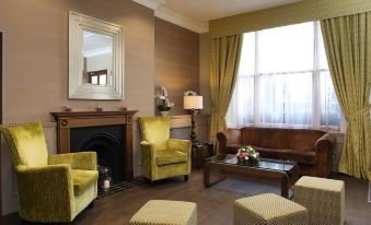 Kensington Gardens Hotel