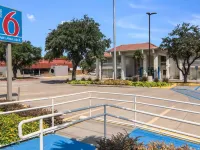 Motel 6 Addison, TX - Dallas Hotels in Addison