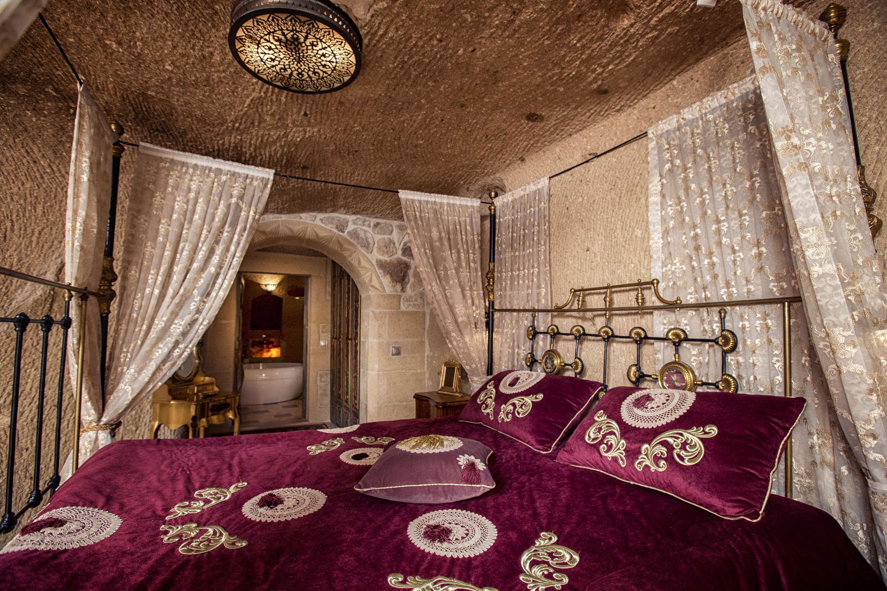 Elika Cave Suites