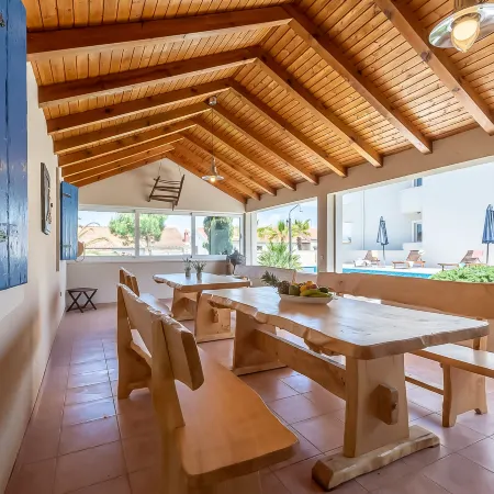 Villa 2 Pools Ξενοδοχεία στην πόλη Sutivan