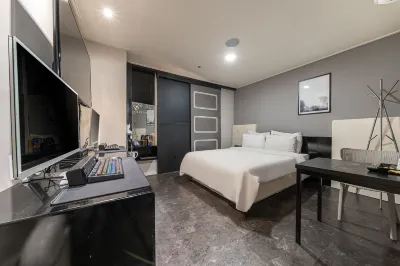 Ilsan Victoria Hotels near Haengsin Station