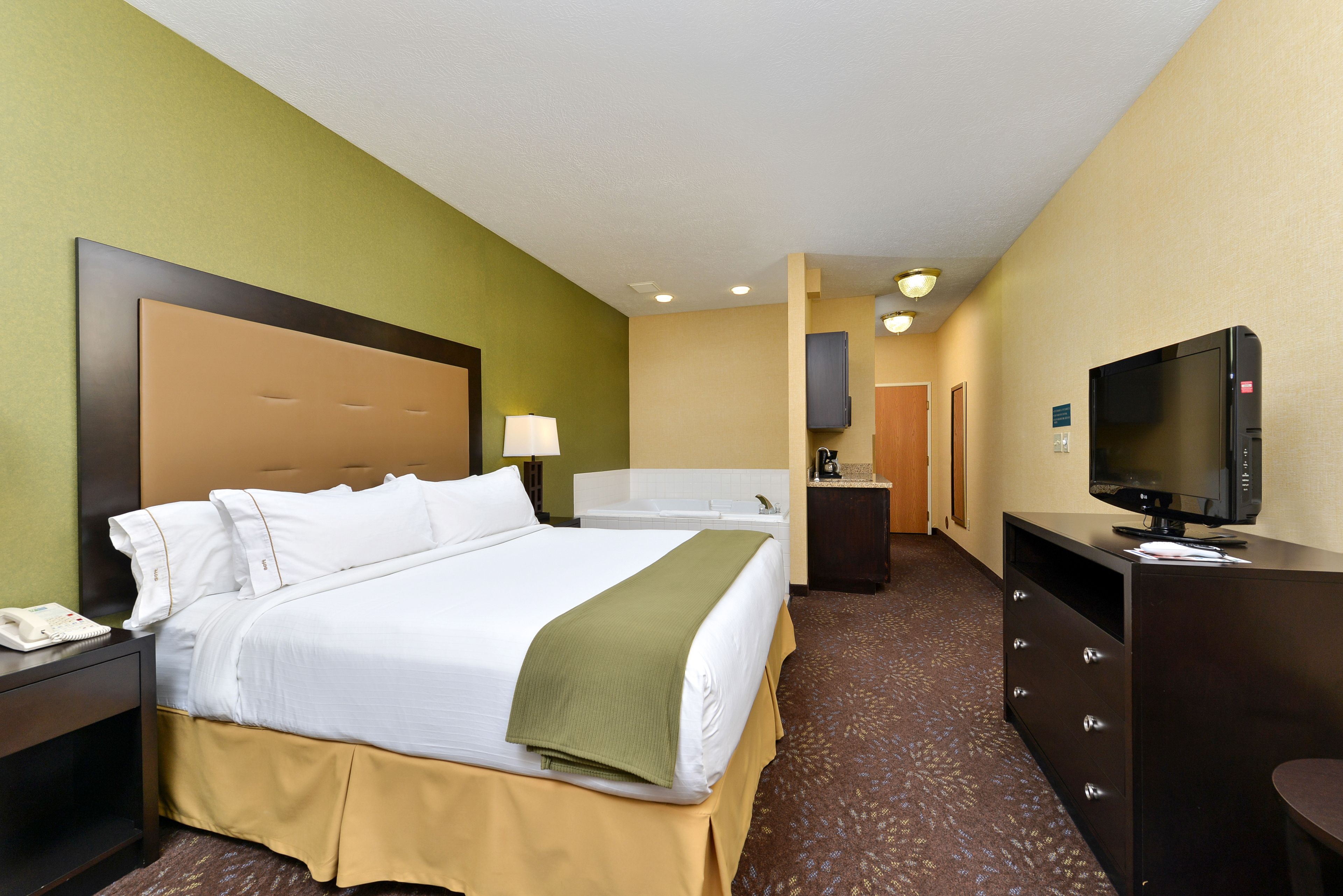 Holiday Inn Express Hotel & Suites Charlotte, an Ihg Hotel