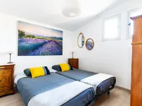 Villa Nyons Drôme provençale Private Heated Pool Wifi BBQ Hotels in Nyons