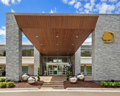 The Kingsley Bloomfield Hills - a DoubleTree by Hilton Hotels in Oakland County