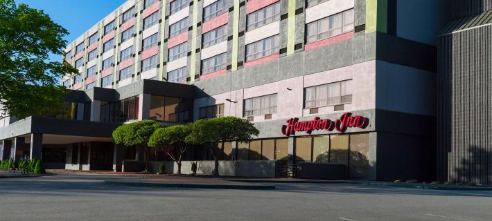 Hampton Inn Boston/Natick Hotels in Middlesex County
