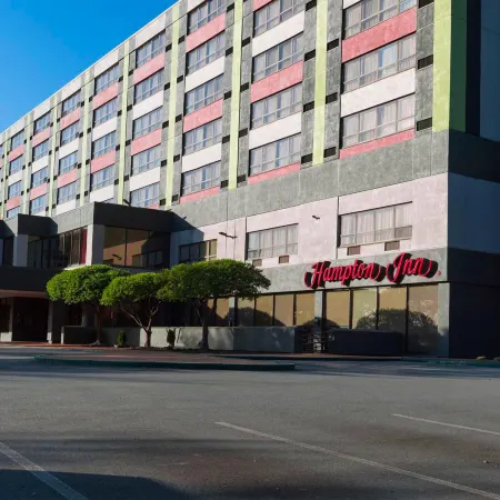 Hampton Inn Boston/Natick