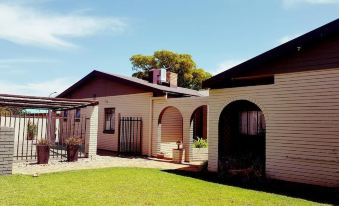 Mckala Guesthouse