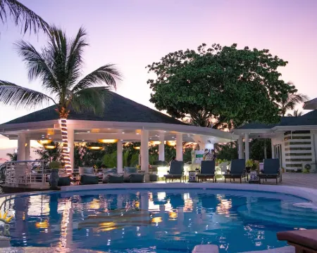 J&R Residence Hotels in Anda