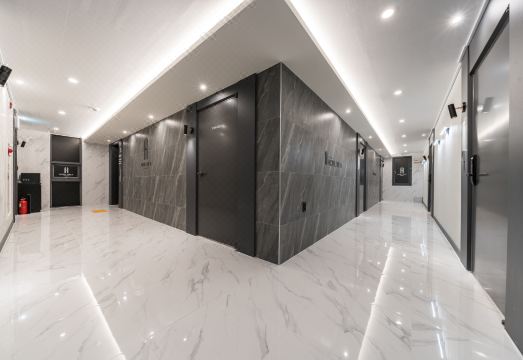 디 에이치 호텔 시설