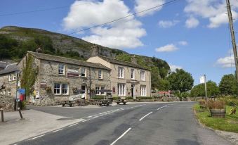 The Tennants Arms Hotel