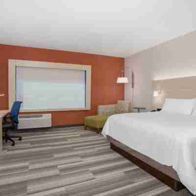 Holiday Inn Express & Suites Denver NE - Brighton Rooms