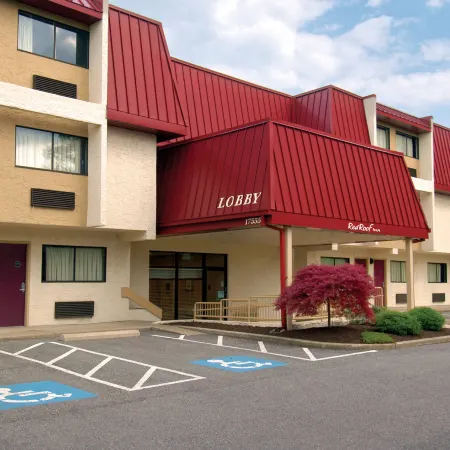 Red Roof Inn Cleveland Airport - Middleburg Heights