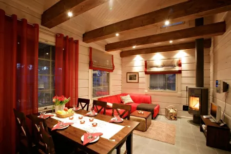 Ounasvaaran Lakituvat Chalets Отели рядом со станцией Железнодорожная станция Рованеми