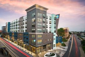 Tru by Hilton Indianapolis Downtown