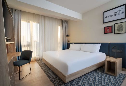 햄프턴 바이 힐튼 타슈켄트 룸