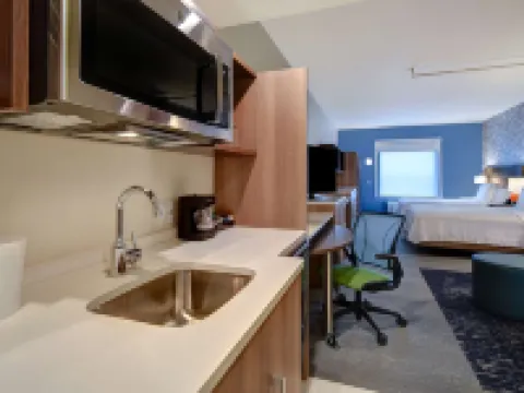 Home2 Suites by Hilton Detroit Troy Hotels in Troy