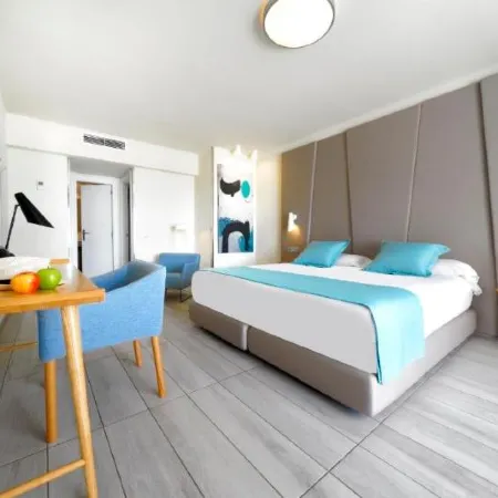 Aqua Suites
