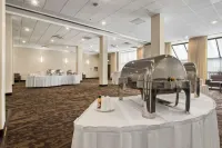 Best Western Premier Calgary Plaza Hotel & Conference Centre - breakfast