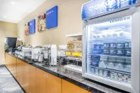 Comfort Inn & Suites - พร้อมอาหารเช้า
