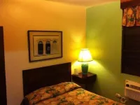 Hotel Iberia - San Juan - parking