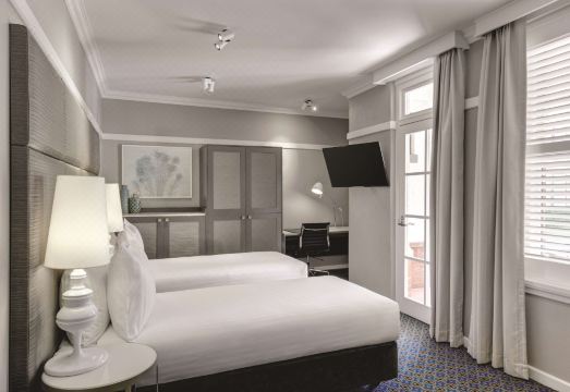 호텔 내부 전경