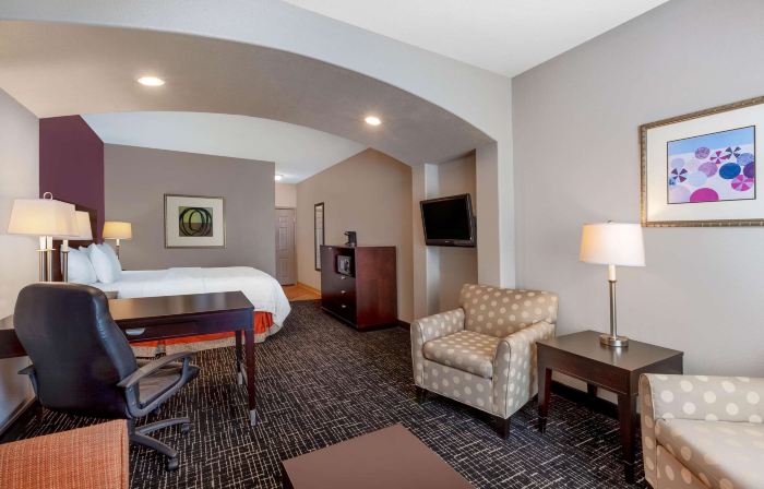La Quinta Inn & Suites by Wyndham Lumberton