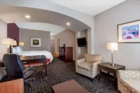 La Quinta Inn & Suites by Wyndham Lumberton Hotels in Lumberton