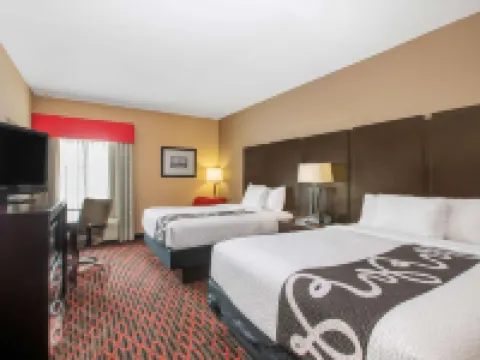 La Quinta Inn & Suites by Wyndham Conway Hotels in Conway